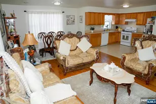 343 Sussex Ave, Newark, NJ 07107 - Photo 8