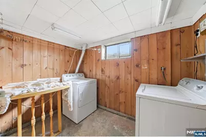 110 New York Avenue, Bergenfield, NJ 07621 - Photo 26