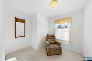 110 New York Ave, Bergenfield, NJ 07621 - Photo 20