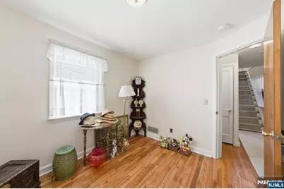 110 New York Avenue, Bergenfield, NJ 07621 - Photo 18