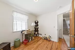 110 New York Ave, Bergenfield, NJ 07621 - Photo 18