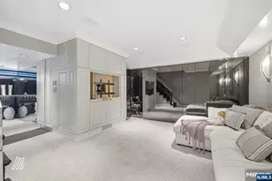 1511 John St, Fort Lee, NJ 07024 - Photo 20