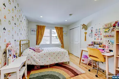 204 Gilbert Avenue, Elmwood Park, NJ 07407 - Photo 32
