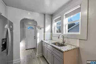 115 River Rd, Bogota, NJ 07603 - Photo 10