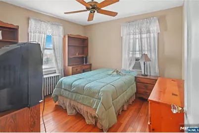 47 Elycroft Parkway, Rutherford, NJ 07070 - Photo 10