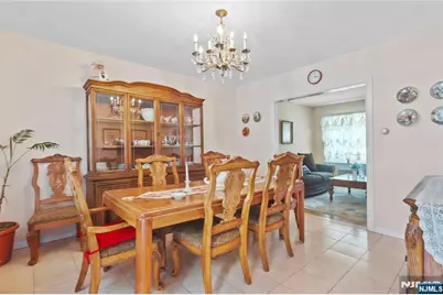 47 Elycroft Parkway, Rutherford, NJ 07070 - Photo 6