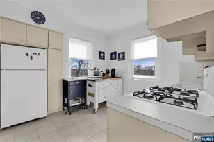 608 Washington Ave, Belleville, NJ 07109 - Photo 28