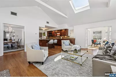 369 W Saddle River Road, Upper Saddle River, NJ 07458 - Photo 8