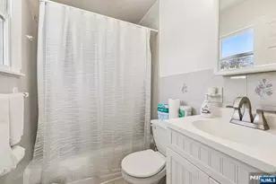 364 Broad St, Carlstadt, NJ 07072 - Photo 10