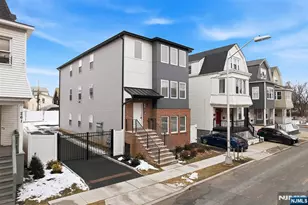 263 19th St, East Orange, NJ 07017 - Photo 2