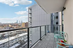 160 1st Street 1013, Jersey City, NJ 07302 - Photo 24