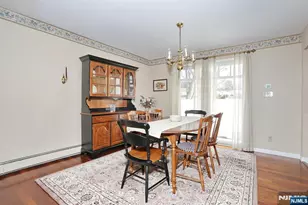 46 Knollwood Dr, Paramus, NJ 07652 - Photo 10