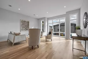 2447 Camner, Fort Lee, NJ 07024 - Photo 4