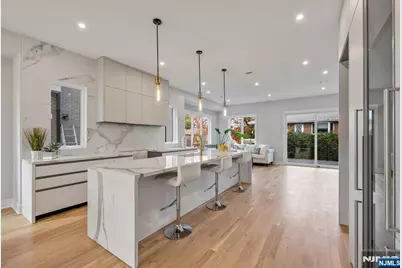 2447 Camner, Fort Lee, NJ 07024 - Photo 14