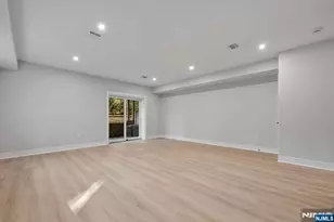 2447 Camner, Fort Lee, NJ 07024 - Photo 38