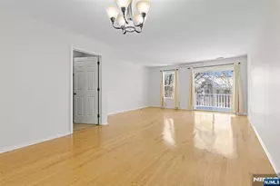 2384 Quill Ct, Mahwah, NJ 07430 - Photo 4