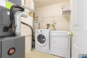 2384 Quill Ct, Mahwah, NJ 07430 - Photo 20