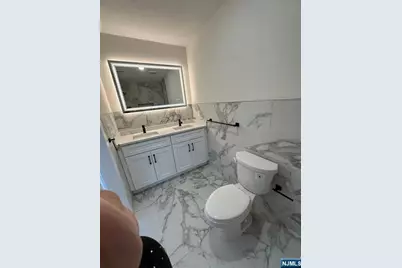 319 Renner Avenue, Newark, NJ 07112 - Photo 10