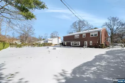 117 Yantacaw Brook Road, Montclair, NJ 07043 - Photo 24