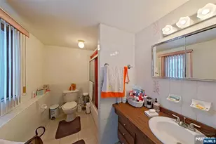 311 Marvin Ave, Hackensack, NJ 07601 - Photo 18