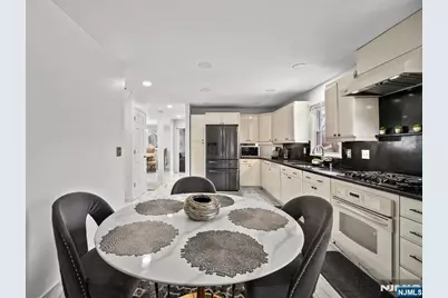 201 Newark Pompton Turnpike, Wayne, NJ 07470 - Photo 6