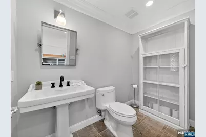 381 Lawrence Court, Wyckoff Township, NJ 07481 - Photo 16