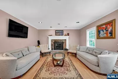 100 Lake Street, Upper Saddle River, NJ 07458 - Photo 4