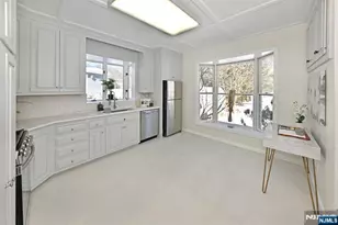 302 Washington Ave, Westwood, NJ 07675 - Photo 8