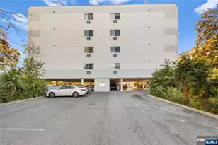 10 Orchard Street 1C, Hackensack, NJ 07601 - Photo 2