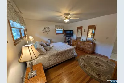 302 Lincoln Avenue, Totowa, NJ 07512 - Photo 12