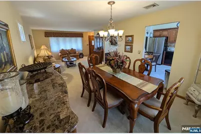 302 Lincoln Avenue, Totowa, NJ 07512 - Photo 10