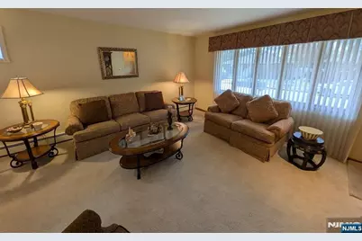 302 Lincoln Avenue, Totowa, NJ 07512 - Photo 6