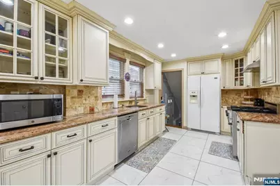 24 Willet Street, Bloomfield, NJ 07003 - Photo 10