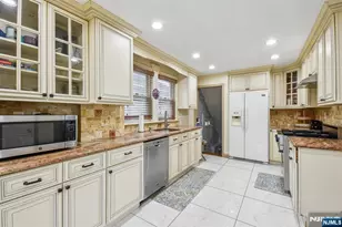 24 Willet St, Bloomfield, NJ 07003 - Photo 10