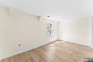 585 McChesney St, Orange, NJ 07050 - Photo 20