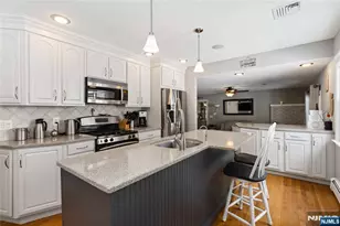 53 Sweetman Ln, West Milford, NJ 07480 - Photo 18