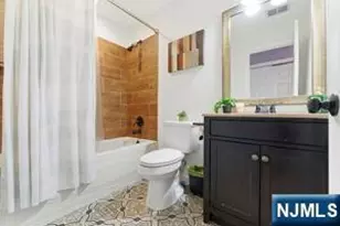 226 Matthews Drive, Newark, NJ 07103 - Photo 16