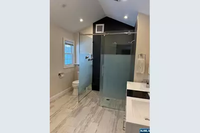 65 Edgewood Drive, Washington Township, NJ 07676 - Photo 32