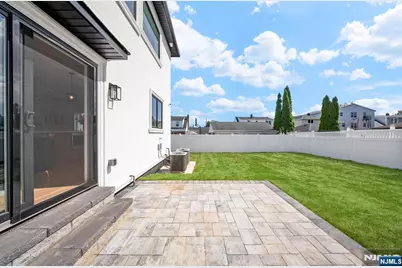 135 La Salle Avenue, Clifton, NJ 07013 - Photo 36