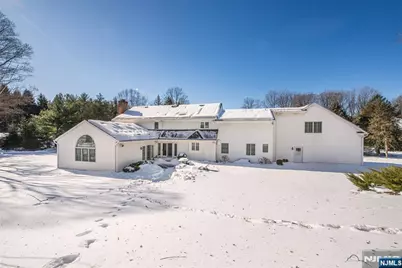 721 Somerset Street, Franklin Lakes, NJ 07417 - Photo 26