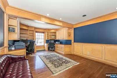 721 Somerset Street, Franklin Lakes, NJ 07417 - Photo 12