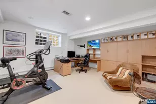 304 Blauvelt Ct, Paramus, NJ 07652 - Photo 44