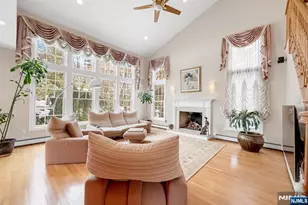 304 Blauvelt Ct, Paramus, NJ 07652 - Photo 12