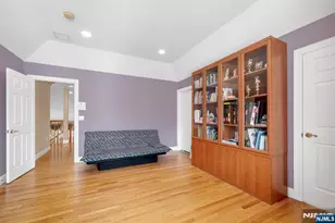 304 Blauvelt Ct, Paramus, NJ 07652 - Photo 34