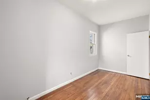 16 Loretta St, Clifton, NJ 07011 - Photo 10