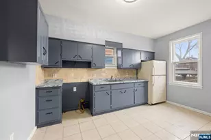 16 Loretta St, Clifton, NJ 07011 - Photo 8