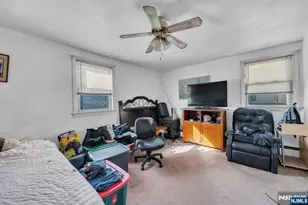 648 Milton Ave, Lyndhurst Township, NJ 07071 - Photo 18