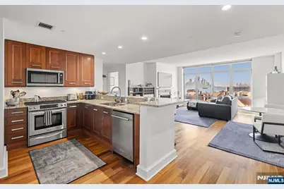 8100 River Road 716 #716, North Bergen, NJ 07047 - Photo 2