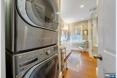 262 Claremont, Montclair, NJ 07042 - Photo 18