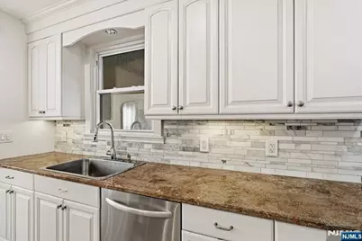 203 Cambridge Avenue, Englewood, NJ 07631 - Photo 6